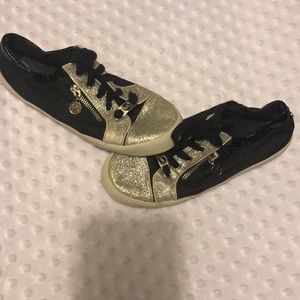 Micheal KORS Black + Silver Sneaker